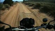 Video: 8-teiliger Review der BMW F800GS – jetzt mitfahren und kennen lernen Zur Markteinführung der BMW F800GS in den USA wurden schlauerweise wieder Motorrad Journalisten zum Probereiten eingeladen. Irgendwo muss die gute Propaganda doch herkommen, oder? Auf Youtube findet sich dieser tolle...