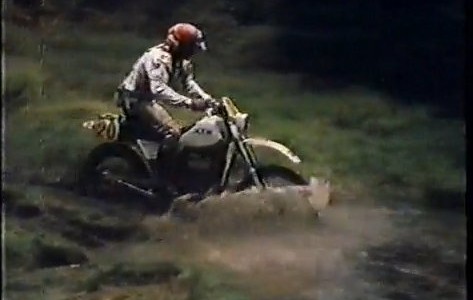 Wer sagt denn, dass heute alles besser sein muss? Schaut euch mal das seltene Filmmaterial der British Brecon Beacons von 1984 an. Geraint Jones gewann die British Enduro Championships 10...