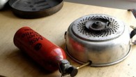 Stefans MSR Trangiakocherkombi – Benzinkocher im Schweden Der Trangia Sturmkocher ist ein beliebtes Outdoor Utensil. Wer den Schweden nicht mit Spiritus, sondern mit Benzin beheizen mag, der kann sich Anregung bei Stefan holen. Der amerikanische MSR Whisperlight...