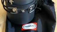 Mini Topfset LiTech Trek Kettle von Primus Ohne Mampf – kein Kampf Wer unterwegs bei Kräften bleiben will und sich lecker bekochen möchte, der braucht auch ein passendes Topfset dazu. Ein Mini Ansatz stellt das Primus Litech...
