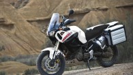 Yamaha XT1200Z Super Ténéré Modell 2011 – jetzt im traditionellen Weiß-Design Die Kombination weiß mit rot/schwarzem Speedblock ist eines der traditionellen Yamaha-Designs und rundet das Farbangebot der Super Ténéré ab.