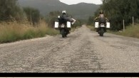 Web: timetoride.de – auf Transalp um die Welt Die Vorbereitungen laufen! Impfungen, Pläne und Maschinen, alles muss klar sein bis Juni 2011. Dann nämlich wollen Bettina und Helmut auf Tour gehen. Einmal rund um die blaue Kugel auf...